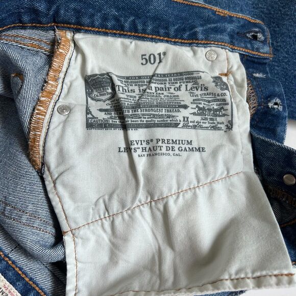 Levi’s Women’s 501 Premium Distressed Jeans W26 L26 High Rise Button Fly Raw Hem - Picture 9 of 9